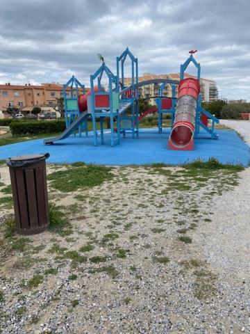 Beach Loft 4 Pers Le Barcares Bagian luar foto